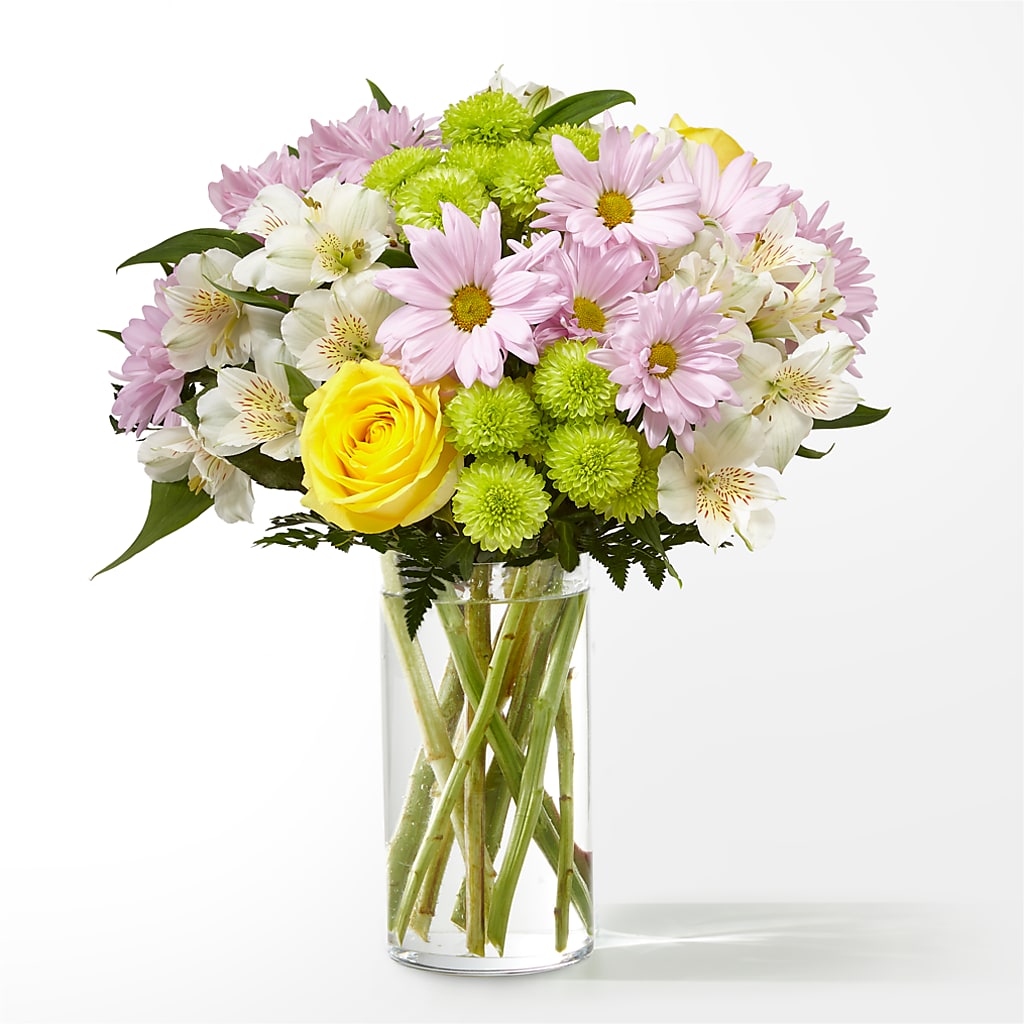 Sweet Spring Delight Bouquet – Fleuriste Lily-rose, Magog PQ