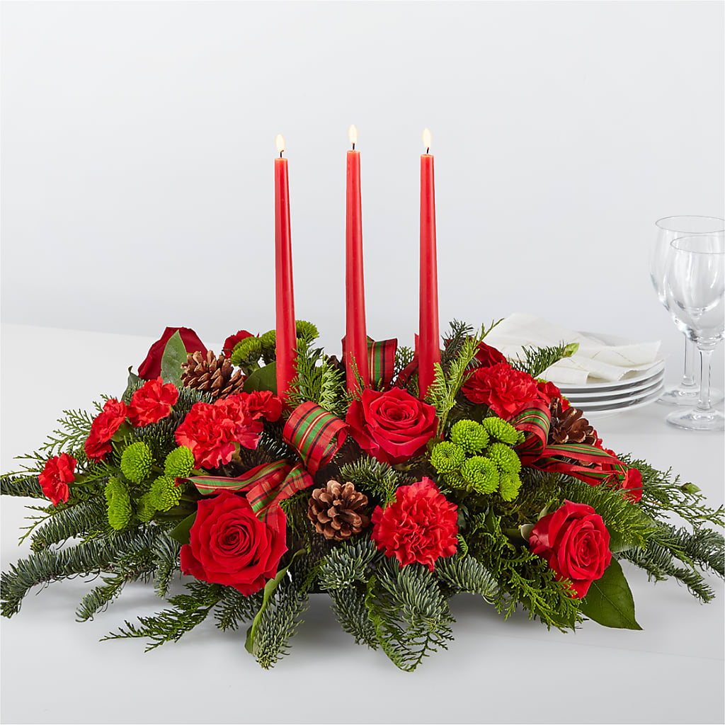 By the Candlelight Centerpiece – Fleuriste Lily-rose, Magog PQ