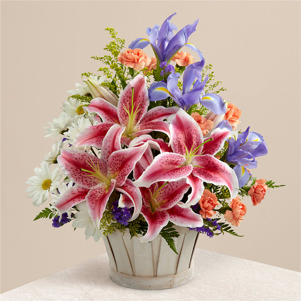 The Wondrous Nature Bouquet – Fleuriste Lily-rose, Magog PQ