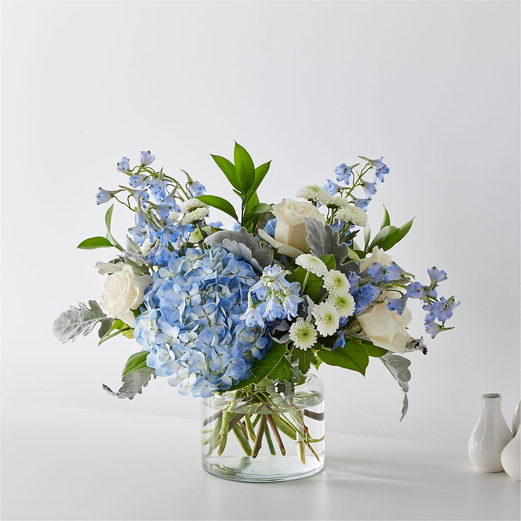 Coastal Blossom Bouquet – Fleuriste Lily-rose, Magog PQ