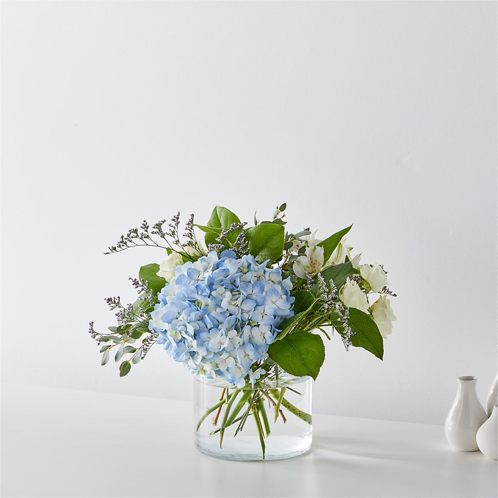 Coastal Blossom Bouquet – Fleuriste Lily-rose, Magog PQ