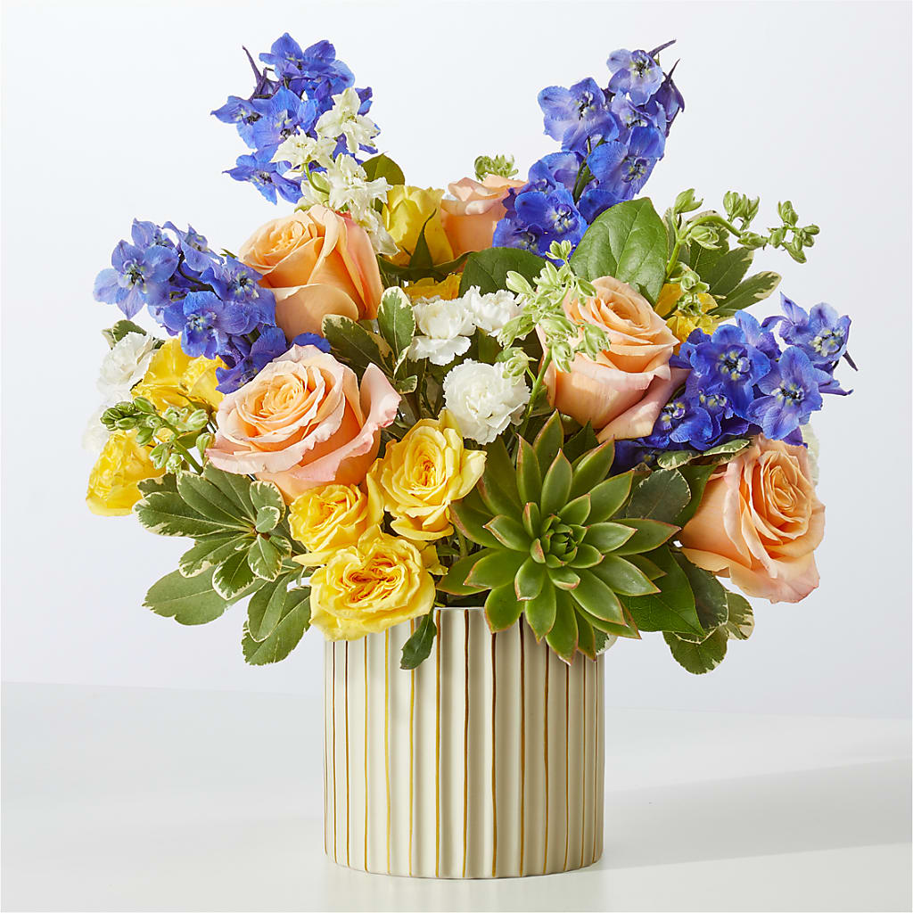 Cobalt Reverie Bouquet – Fleuriste Lily-rose, Magog PQ