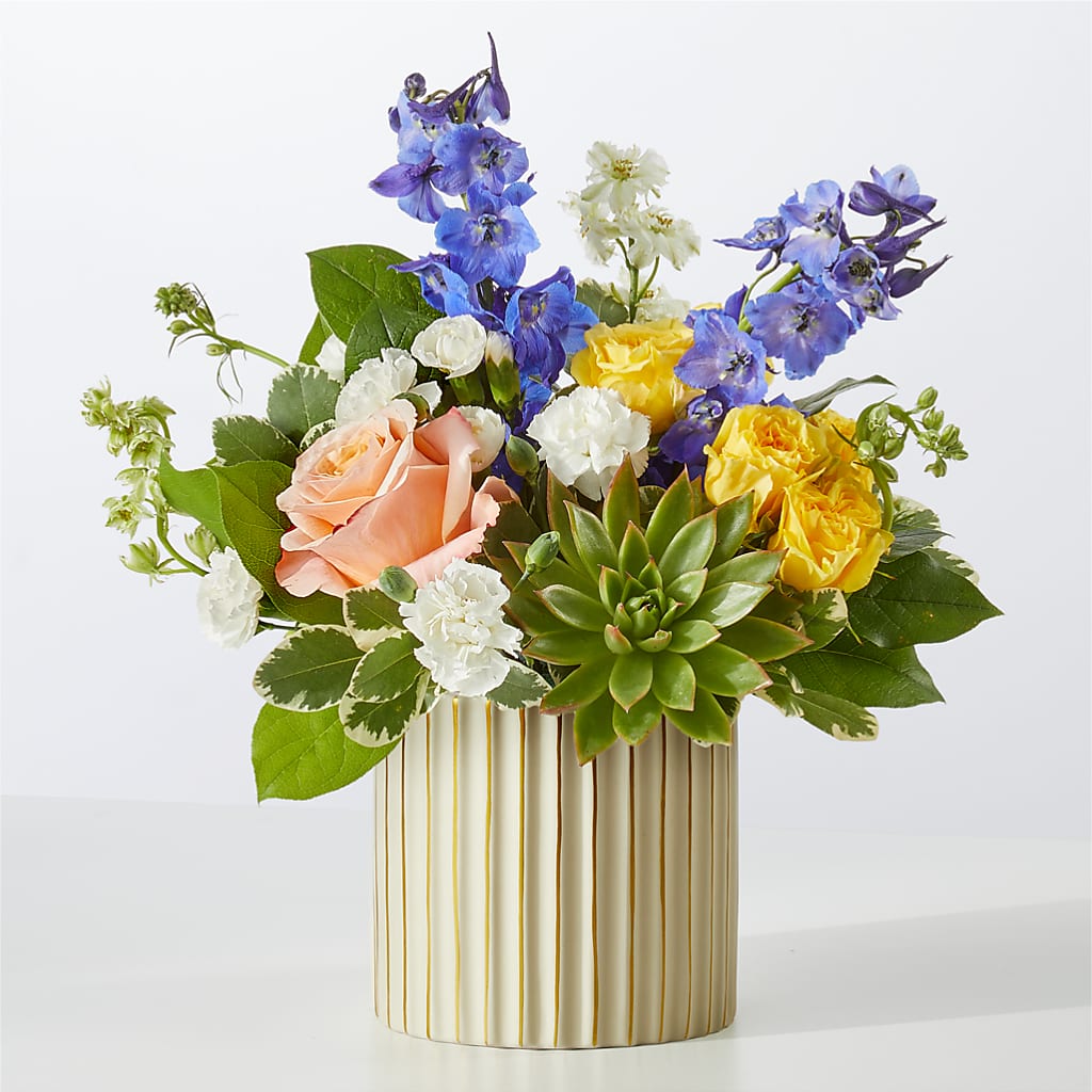 Cobalt Reverie Bouquet – Fleuriste Lily-rose, Magog PQ