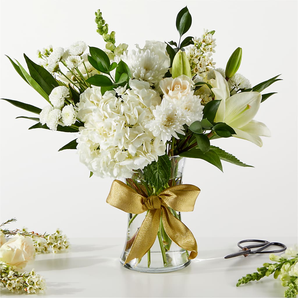 New Beginnings – A Florist Original – Fleuriste Lily-rose, Magog PQ
