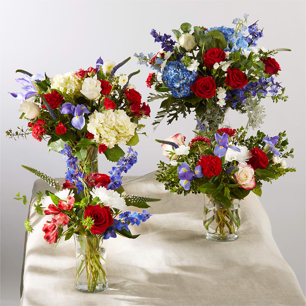 Star Spangled - A Florist Original – Fleuriste Lily-rose, Magog PQ