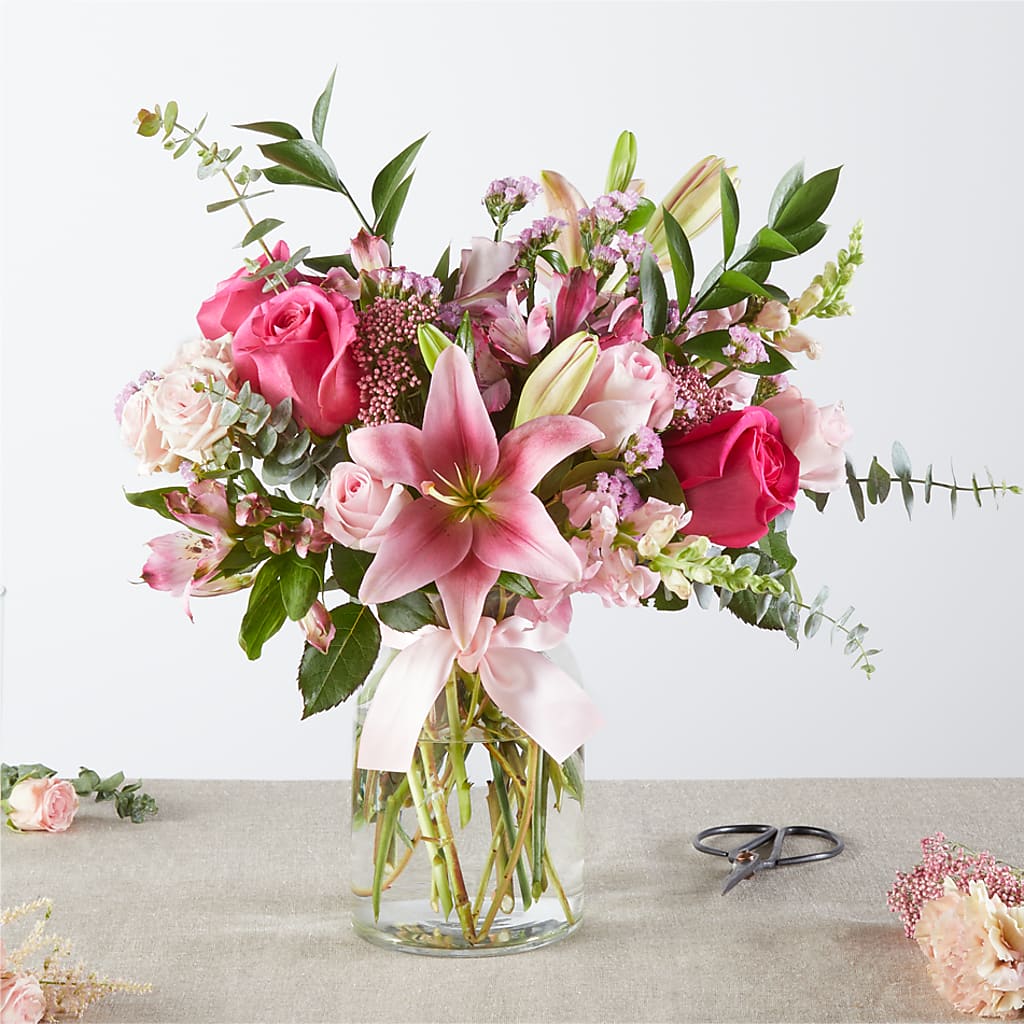 Pink Ribbon - A Florist Original – Fleuriste Lily-rose, Magog PQ