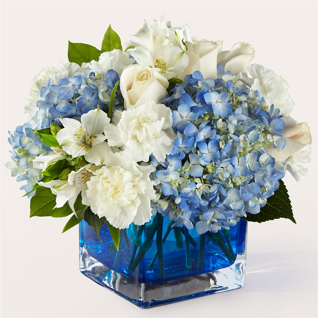 Soothing Waters Bouquet – Fleuriste Lily-rose, Magog PQ