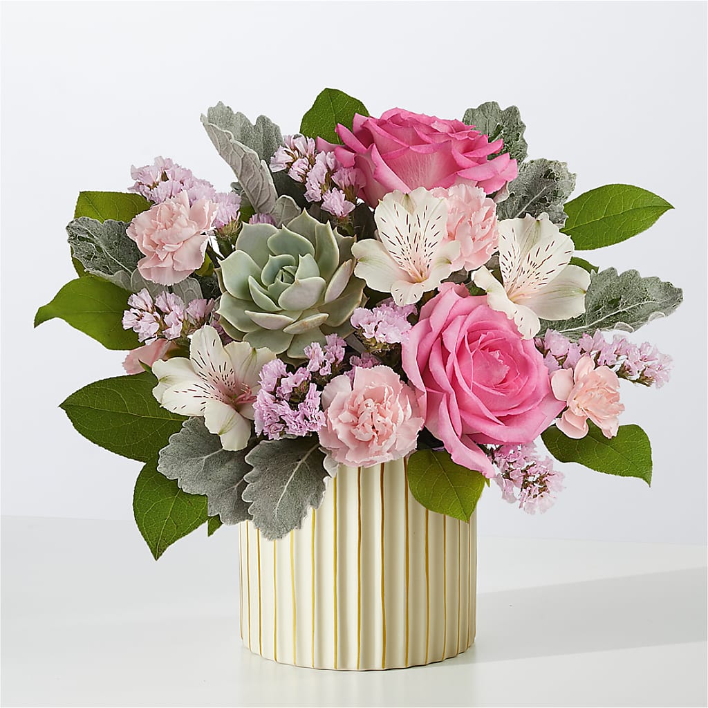 Dusty Rose Bouquet with Ivory Vase – Fleuriste Lily-rose, Magog PQ