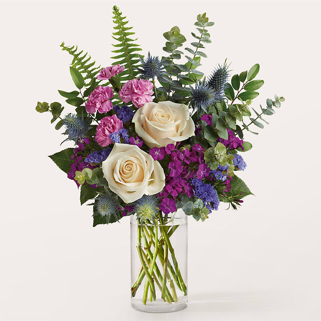 The Gala Bouquet – Fleuriste Lily-rose, Magog PQ