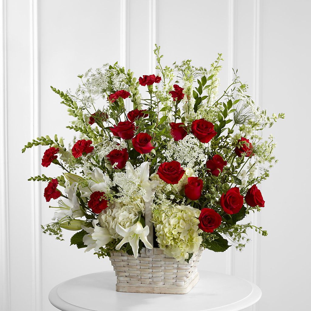 In Loving Memory Arrangement – Fleuriste Lily-rose, Magog PQ