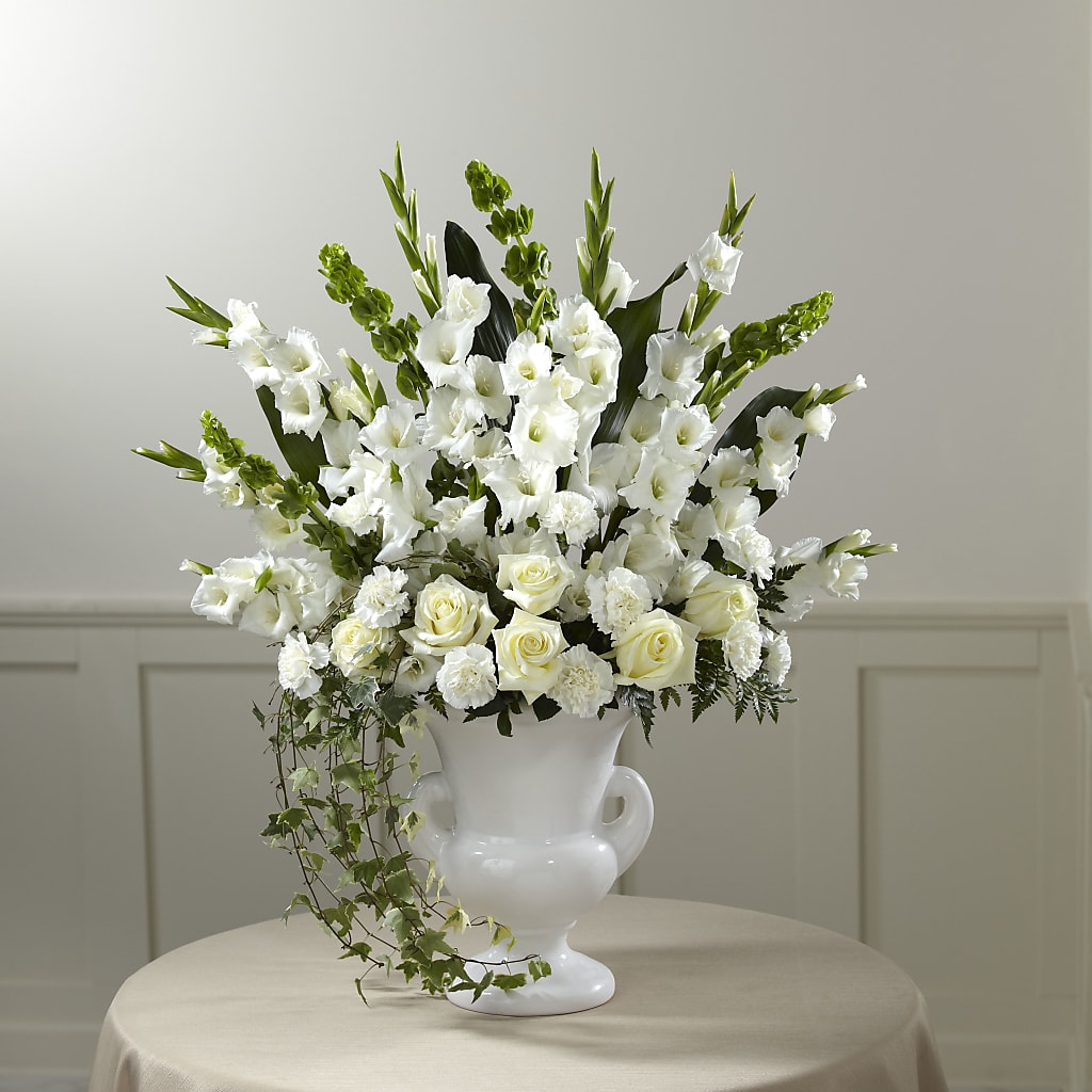 Fond Reflections Arrangement – Fleuriste Lily-rose, Magog PQ