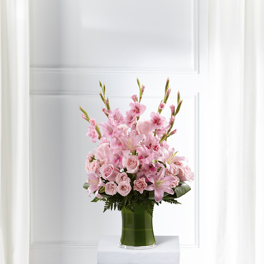 Lovely Tribute Bouquet – Fleuriste Lily-rose, Magog PQ