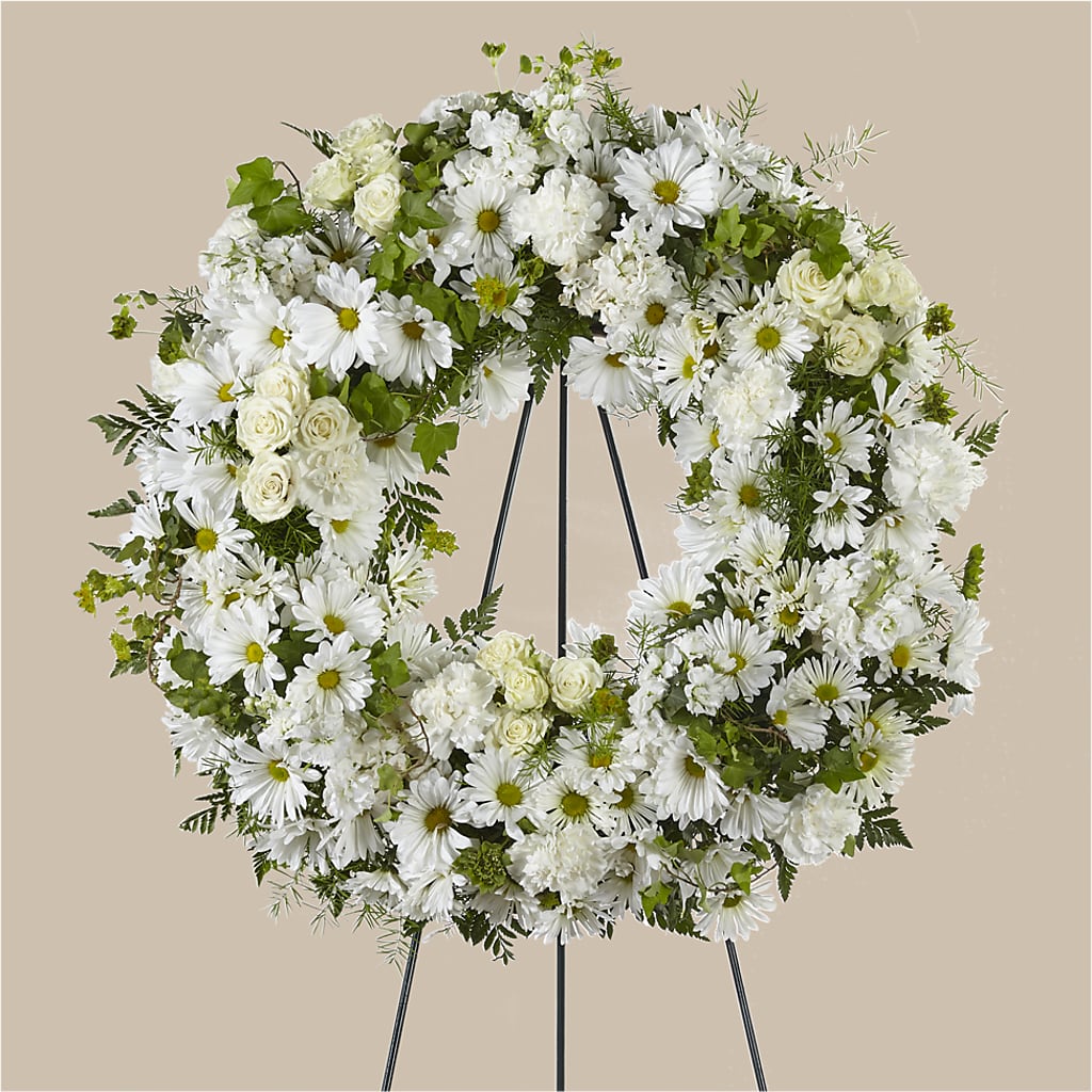 Faithful Wishes Wreath – Fleuriste Lily-rose, Magog PQ