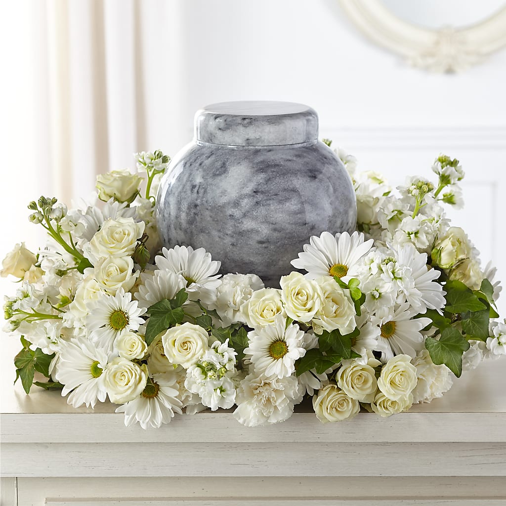 Timeless Tribute Cremation Adornment – Fleuriste Lily-rose, Magog PQ