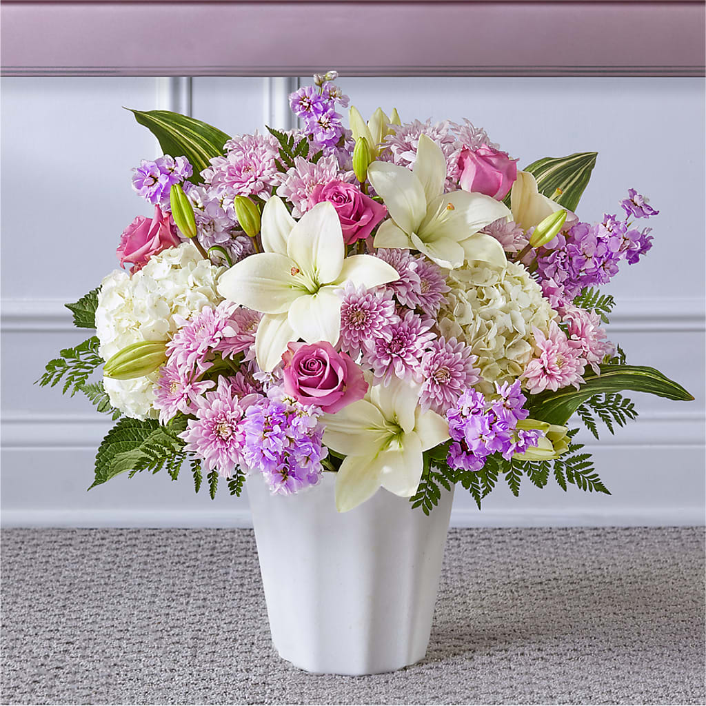 Heaven Sent Floor Basket – Fleuriste Lily-rose, Magog PQ