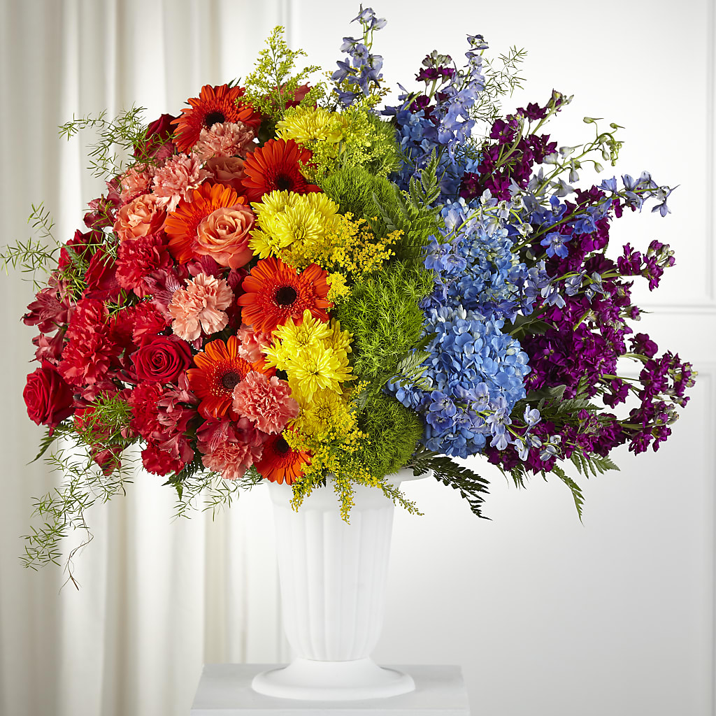 Pride & Unity Arrangement – Fleuriste Lily-rose, Magog PQ