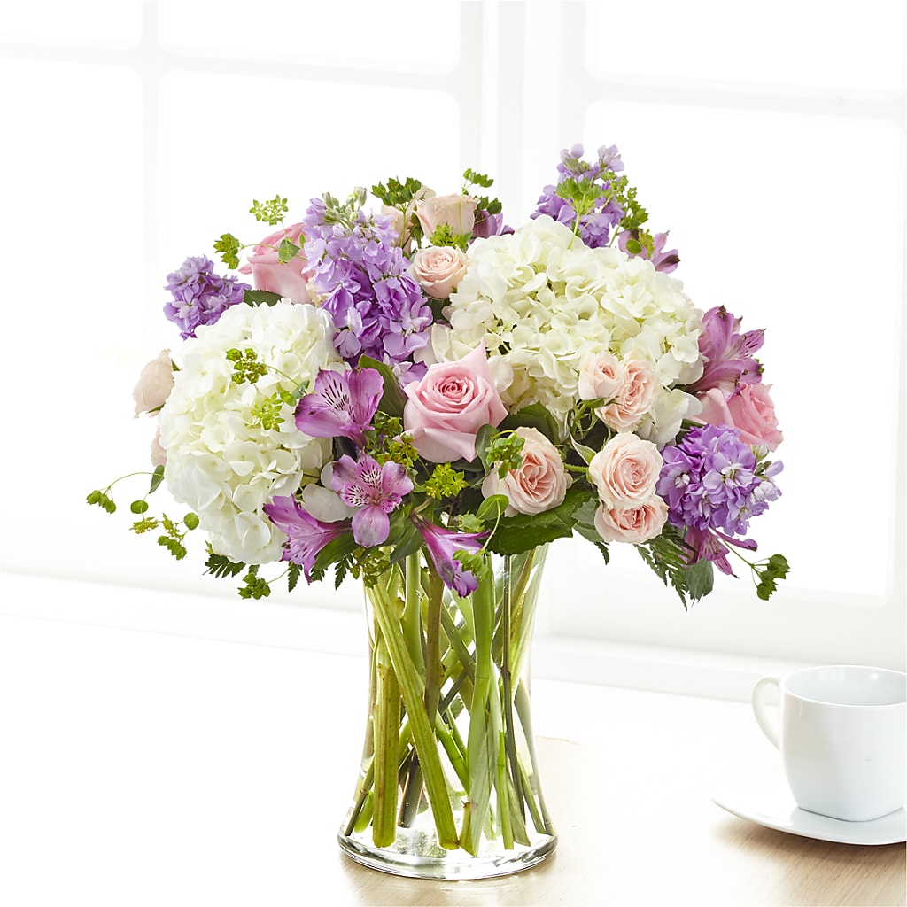 Shared Sentiment Bouquet – Fleuriste Lily-rose, Magog PQ