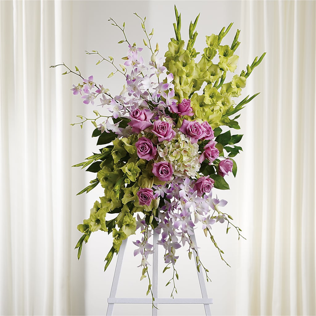 Lasting Legacy Standing Spray – Fleuriste Lily-rose, Magog PQ