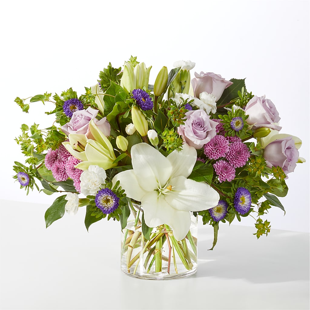 April Showers Bouquet – Fleuriste Lily-rose, Magog PQ