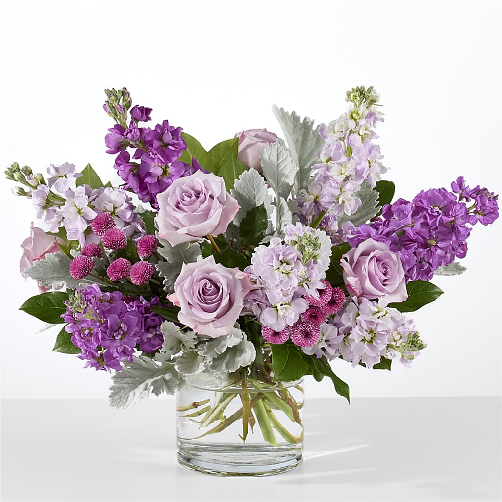 One in a Million Bouquet – Fleuriste Lily-rose, Magog PQ