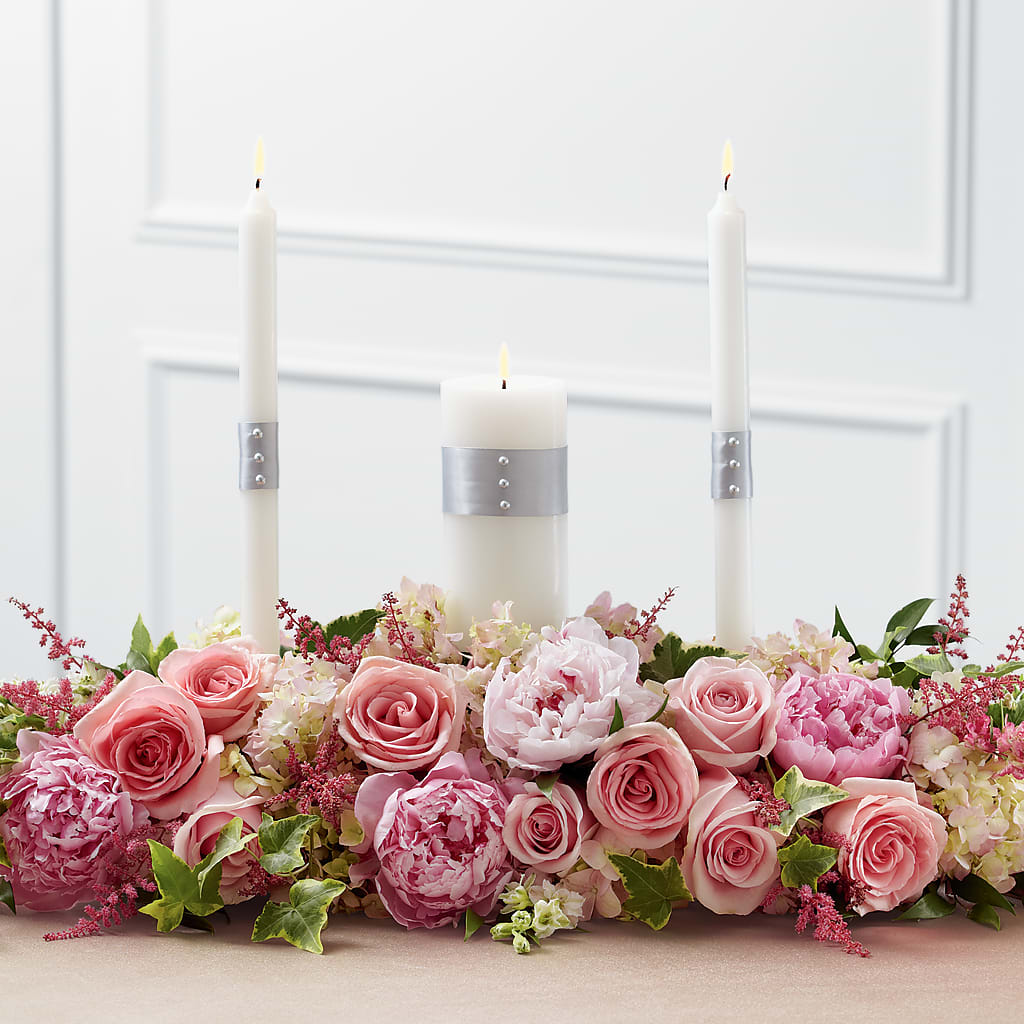 Worldwide Romance Unity Candle Arrangement – Fleuriste Lily-rose, Magog PQ