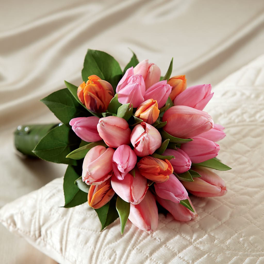 Embraceable Bouquet – Fleuriste Lily-rose, Magog PQ