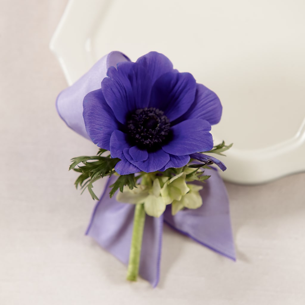 Purple Passion Boutonniere – Fleuriste Lily-rose, Magog PQ