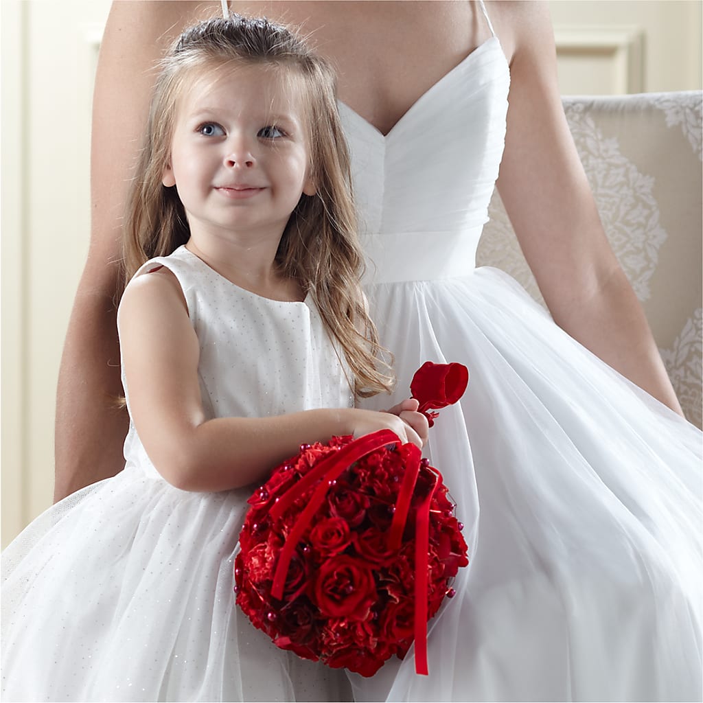 Pure at Heart Flower Girl Arrangement – Fleuriste Lily-rose, Magog PQ