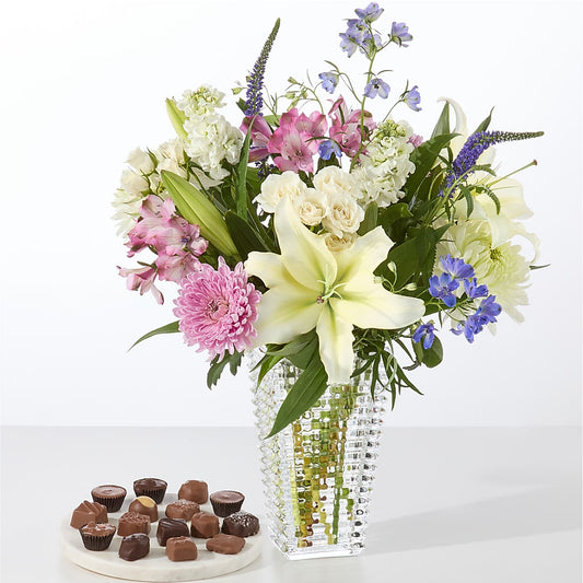Winter Celebration Bouquet –  Fleuriste Lily-rose, Magog PQ