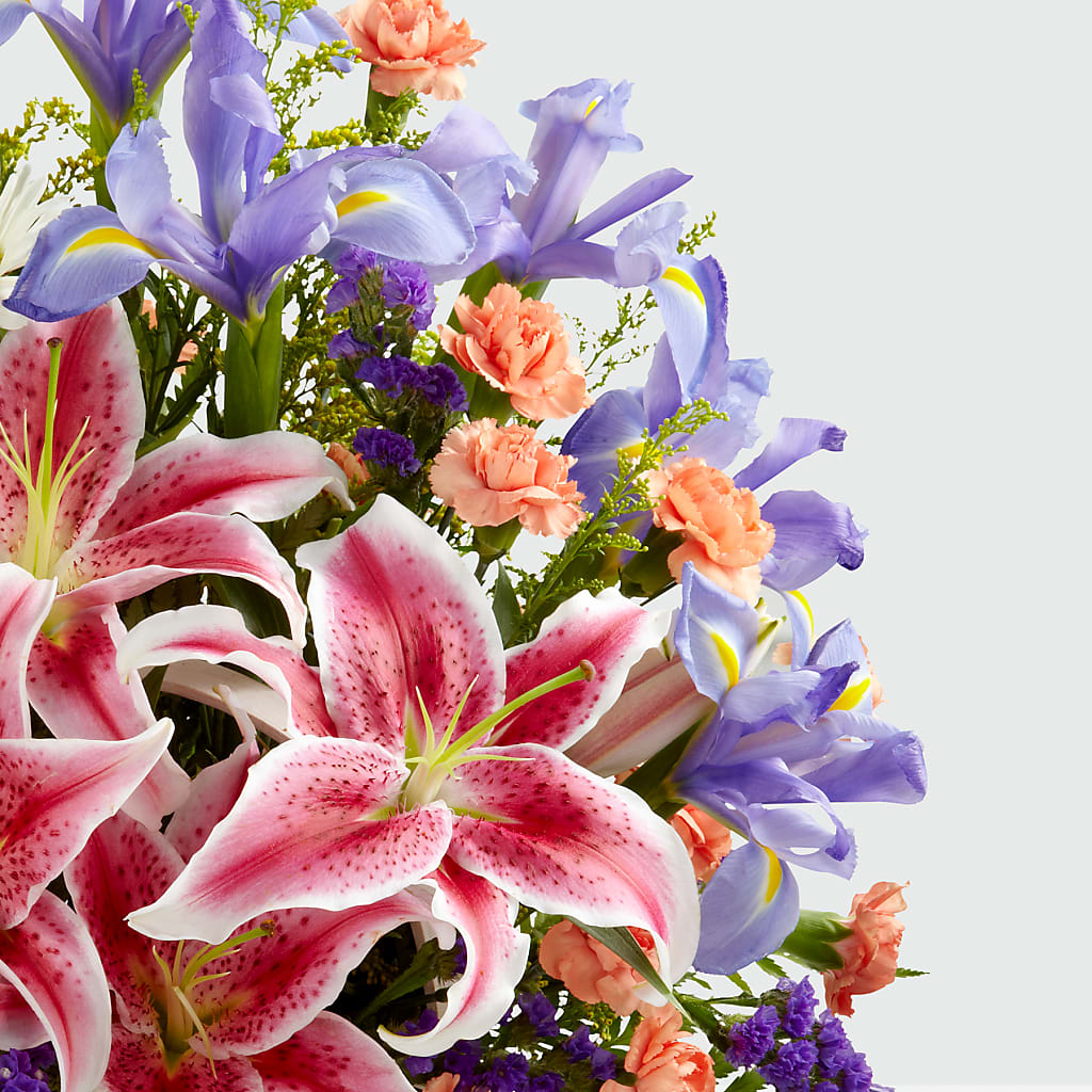 The Wondrous Nature Bouquet –  Fleuriste Lily-rose, Magog PQ