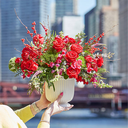 Big Red Bow Bouquet –  Fleuriste Lily-rose, Magog PQ