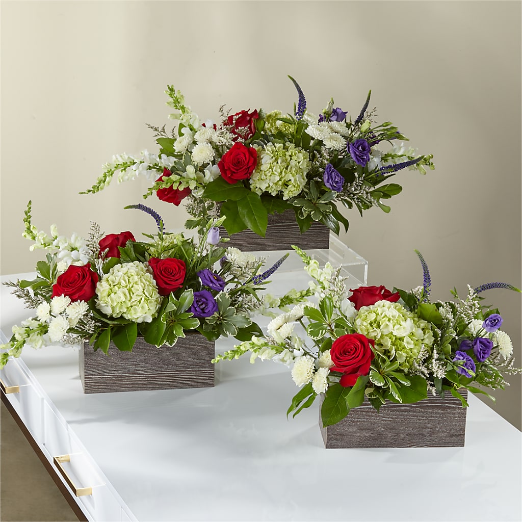 Sweet Magnolia Bouquet –  Fleuriste Lily-rose, Magog PQ