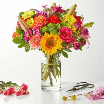 Cue the Confetti - A Florist Original –  Fleuriste Lily-rose, Magog PQ