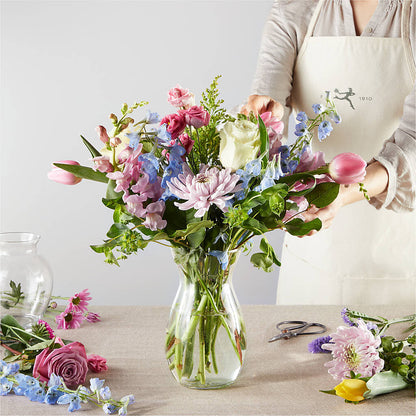 Pastel Tradition - A Florist Original –  Fleuriste Lily-rose, Magog PQ