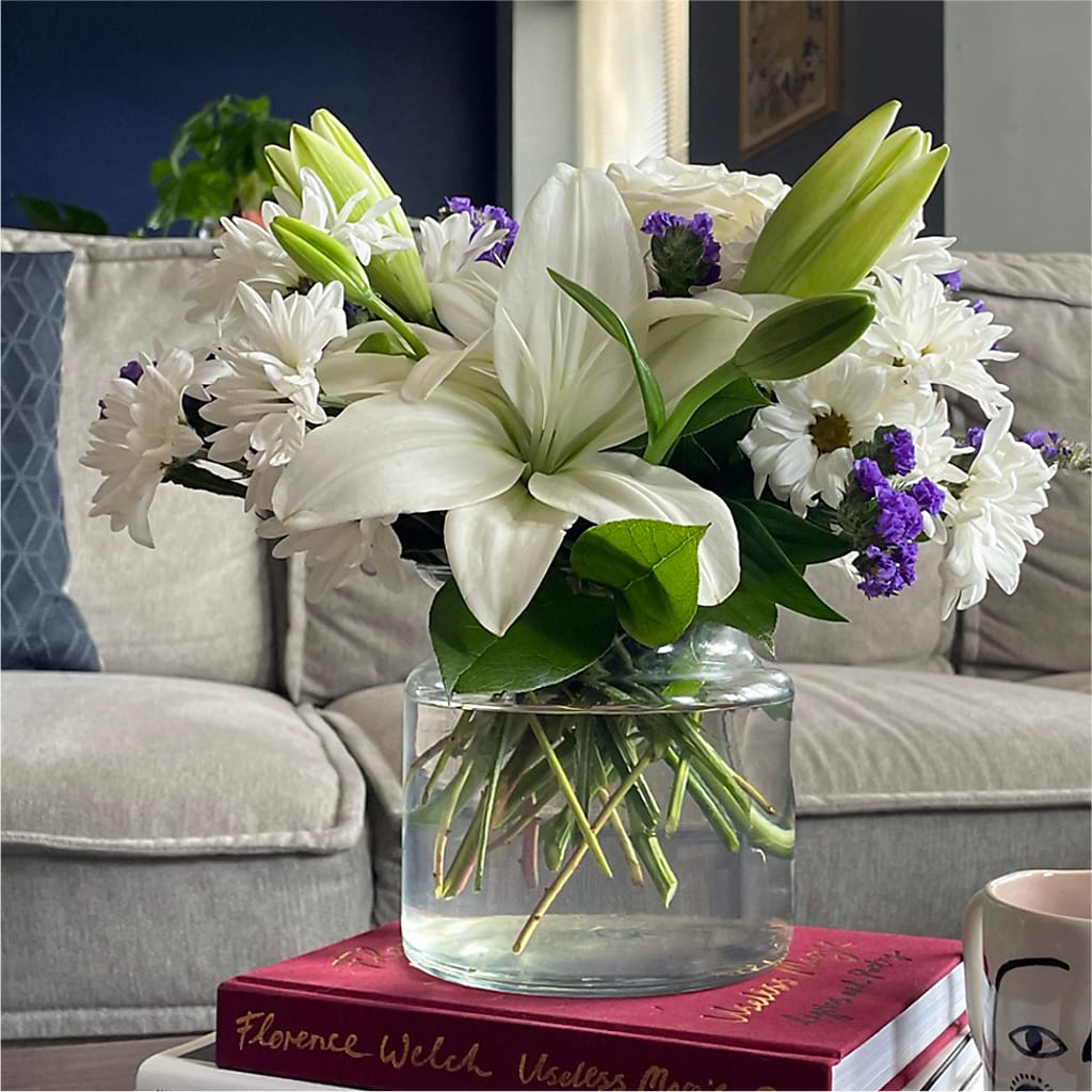 Beyond Blue Bouquet –  Fleuriste Lily-rose, Magog PQ