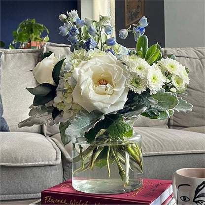 Clear Skies Bouquet –  Fleuriste Lily-rose, Magog PQ