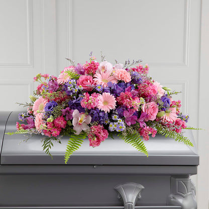 Glorious Garden Casket Spray –  Fleuriste Lily-rose, Magog PQ