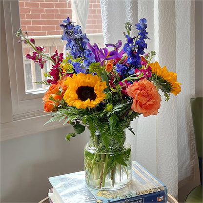 Rays of Life Bouquet –  Fleuriste Lily-rose, Magog PQ