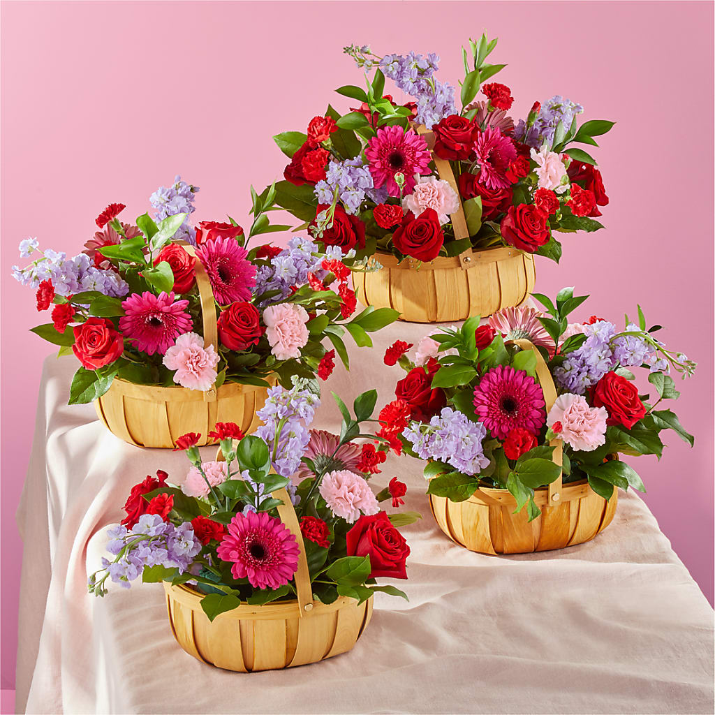 Pink Picnic Basket –  Fleuriste Lily-rose, Magog PQ