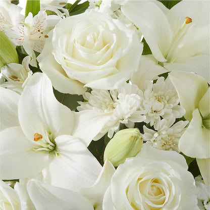 Peaceful Reflections Arrangement –  Fleuriste Lily-rose, Magog PQ