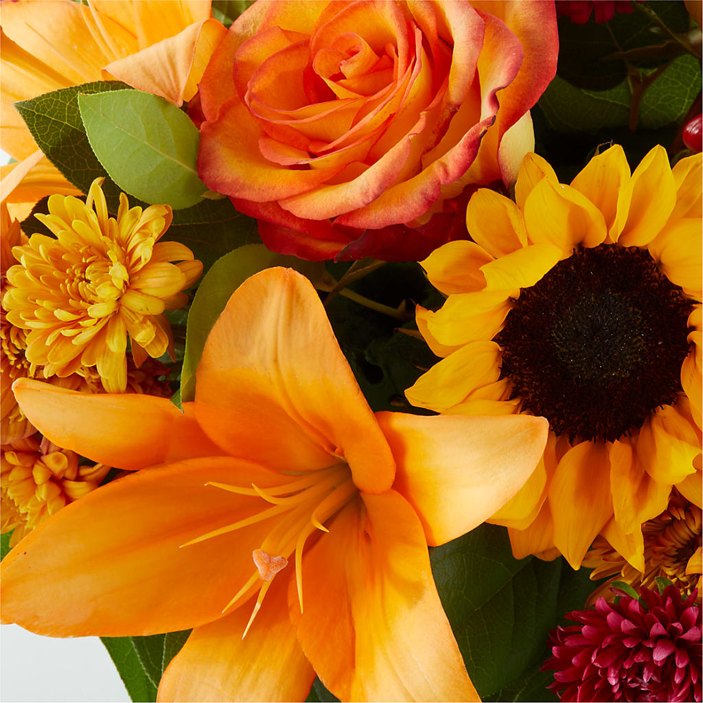 Grateful Centerpiece –  Fleuriste Lily-rose, Magog PQ