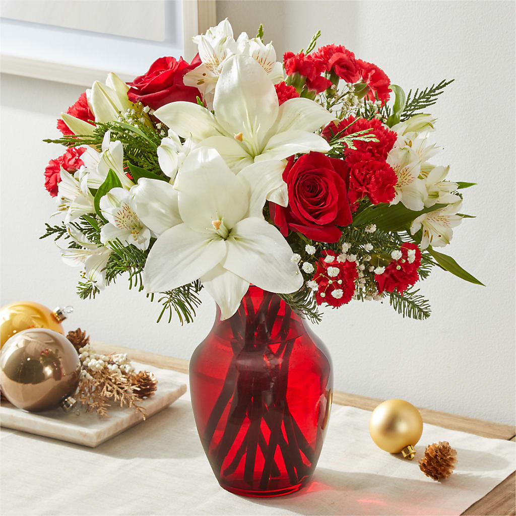 Holiday Season Bouquet –  Fleuriste Lily-rose, Magog PQ