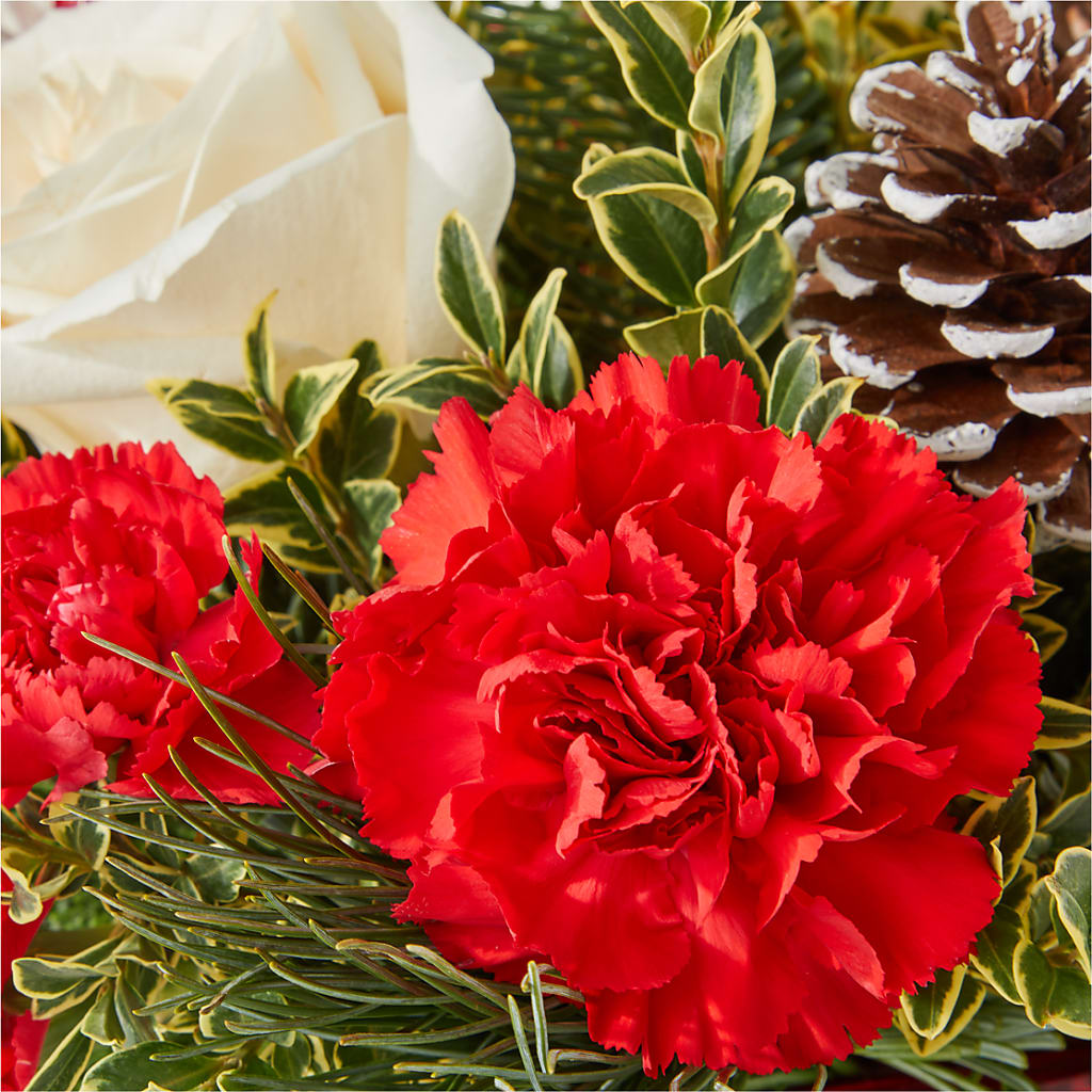 Christmas Market Bouquet –  Fleuriste Lily-rose, Magog PQ
