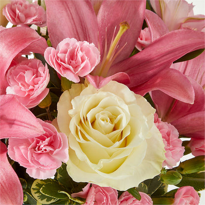 Piece of Cake Bouquet –  Fleuriste Lily-rose, Magog PQ