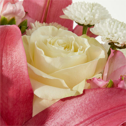 Piece of Cake Bouquet –  Fleuriste Lily-rose, Magog PQ