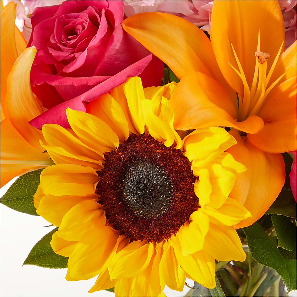 In Full Swing Bouquet –  Fleuriste Lily-rose, Magog PQ