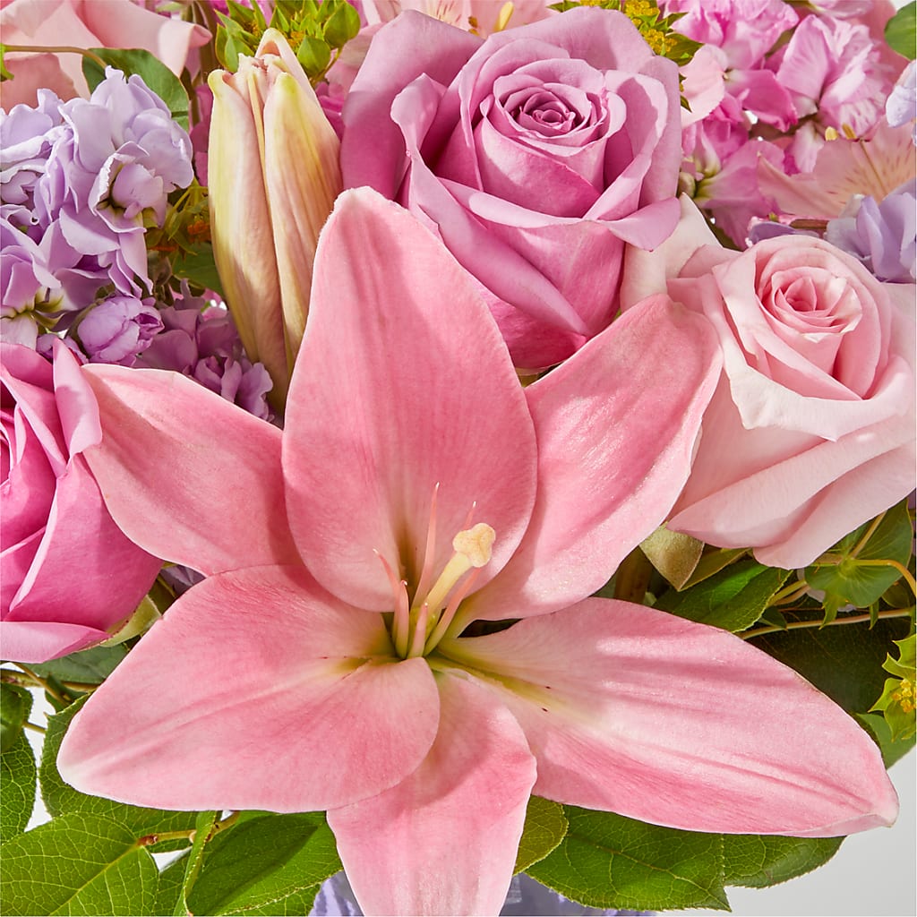 The Crown Jewel Bouquet –  Fleuriste Lily-rose, Magog PQ
