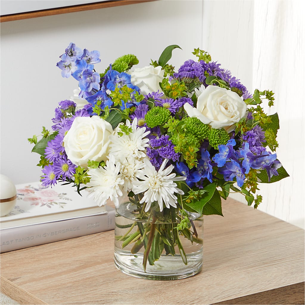 Genuine Gestures Bouquet –  Fleuriste Lily-rose, Magog PQ
