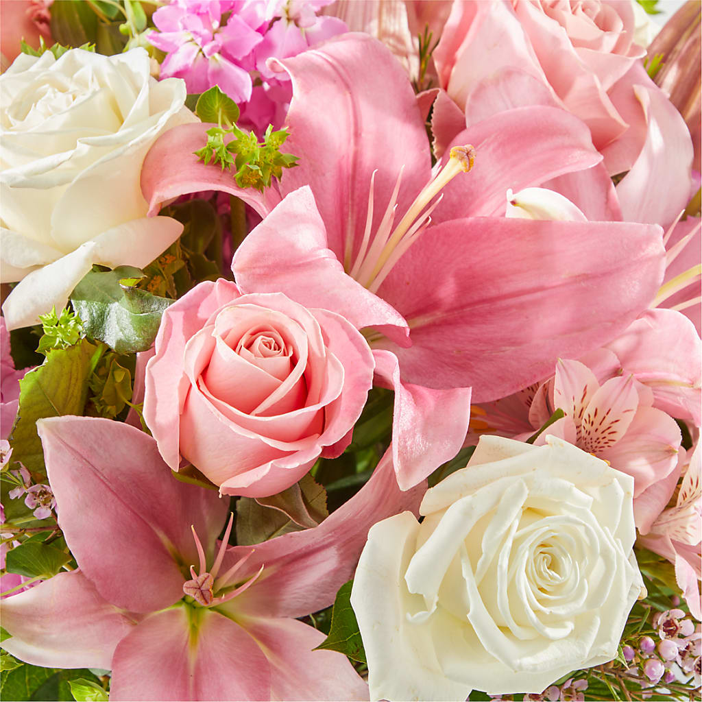 Ethereal Beauty Bouquet –  Fleuriste Lily-rose, Magog PQ
