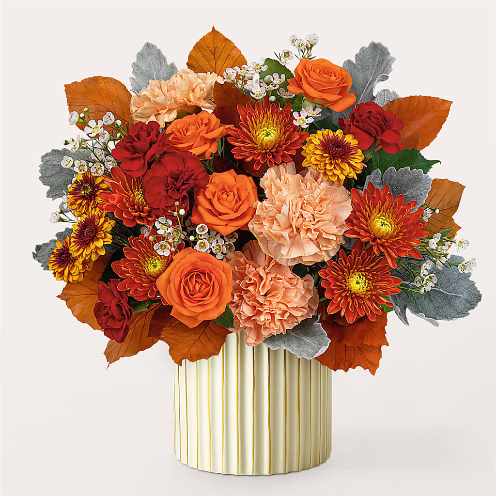 Merlot Bouquet with Ivory Vase –  Fleuriste Lily-rose, Magog PQ